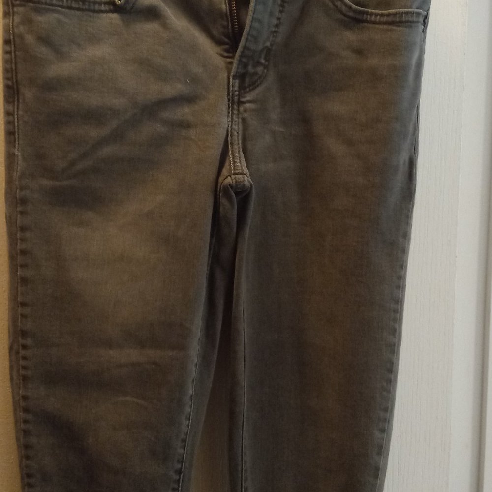 Juniors skinny jeans
